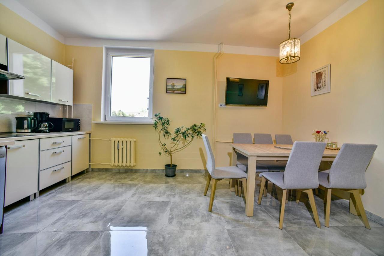 Apartament U Ewy W Kolobrzegu Podczele - 2 Sypialnie 50M2, Wifi I Darmowy Parking! מראה חיצוני תמונה