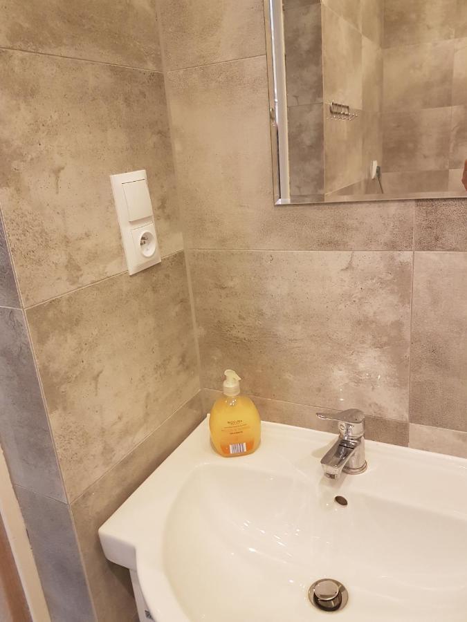 Apartament U Ewy W Kolobrzegu Podczele - 2 Sypialnie 50M2, Wifi I Darmowy Parking! מראה חיצוני תמונה